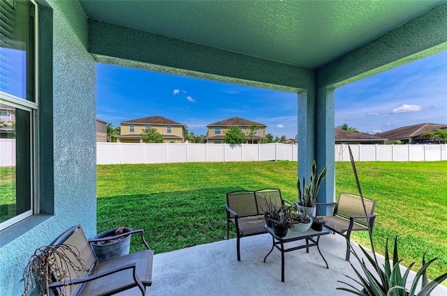1721 Palm Warbler Ln, Ruskin, FL 33570 - view of patio / terrace