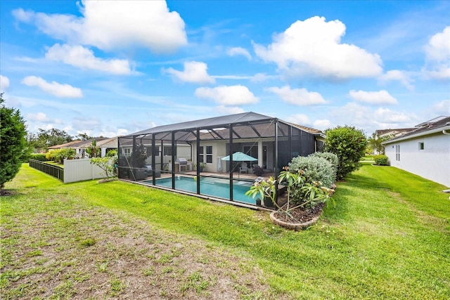 13819 American Prairie Pl, Bradenton, FL 34211 - back of house featuring an outdoor pool and a lanai