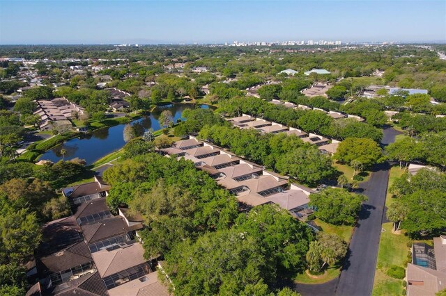 3914 Glen Oaks Manor Dr, Sarasota, FL 34232 - aerial overview of property's location featuring a nearby body of water and nearby suburban area