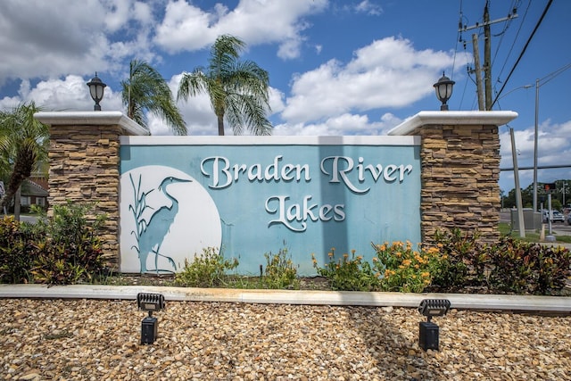 613 E 49th St E, Bradenton, FL 34208 - view of community / neighborhood sign
