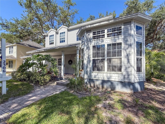 2306 63rd St W Unit 40, Bradenton, FL 34209 - traditional-style house with a porch