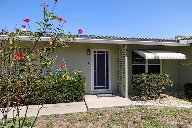 135 Gulfview Rd, Punta Gorda, FL 33950 - entrance to property with stucco siding