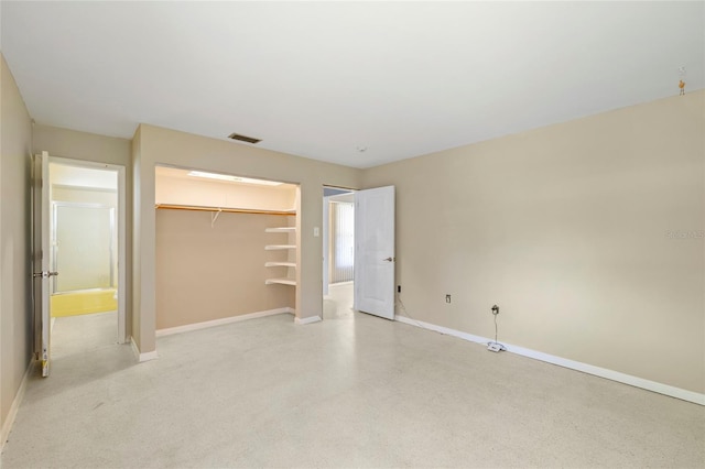 135 Gulfview Rd, Punta Gorda, FL 33950 - unfurnished bedroom with baseboards and a closet