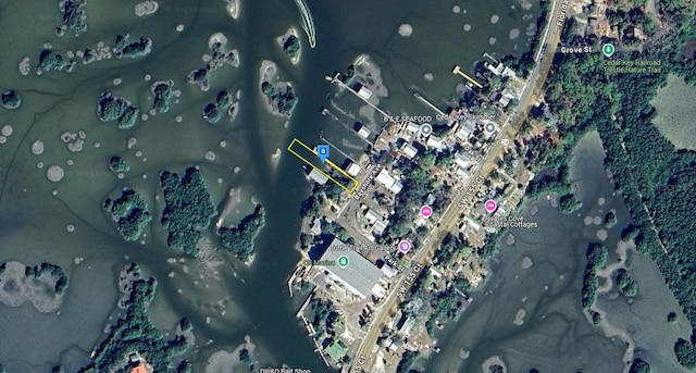12682 Bayshore Ave, Cedar Key, FL 32625