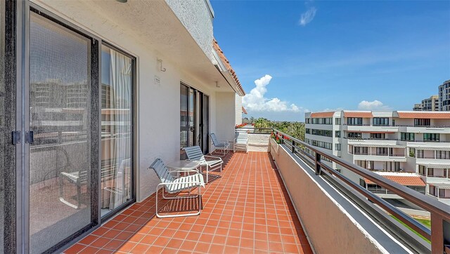 1465 Gulf Of Mexico Dr Unit 502, Longboat Key, FL 34228 - view of balcony