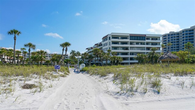 1465 Gulf Of Mexico Dr Unit 502, Longboat Key, FL 34228 - view of apartment building / complex