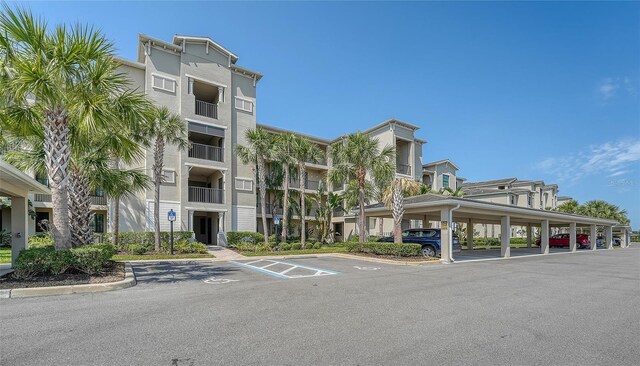 17704 Gawthrop Dr Unit 303, Lakewood Ranch, FL 34211 - photo 2