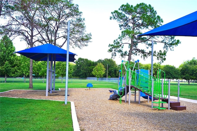6704 Rosemary Dr, Tampa, FL 33625 - view of community play area