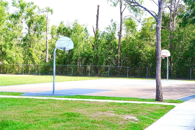 6704 Rosemary Dr, Tampa, FL 33625 - view of sport court with community basketball court