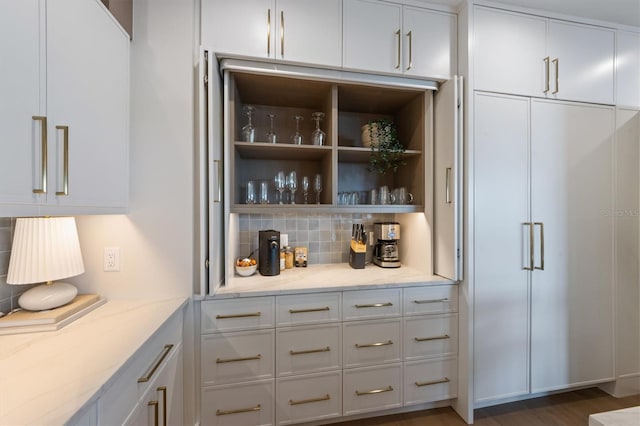 401 39th St, Holmes Beach, FL 34217 - view of pantry