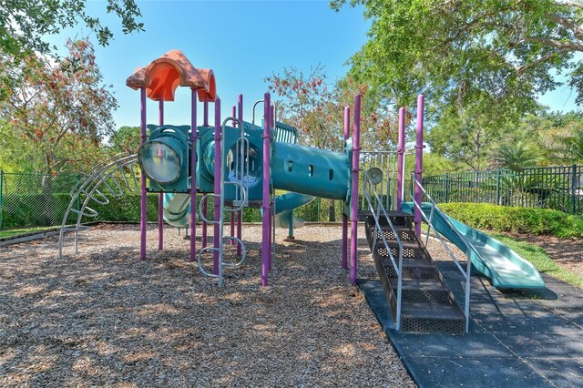 5044 Creekside Trl, Sarasota, FL 34243 - photo 55