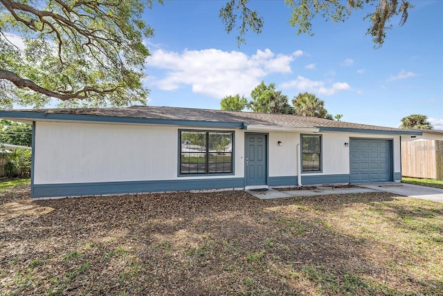 400 E Baffin Dr, Venice, FL 34293 - ranch-style home with an attached garage and concrete driveway