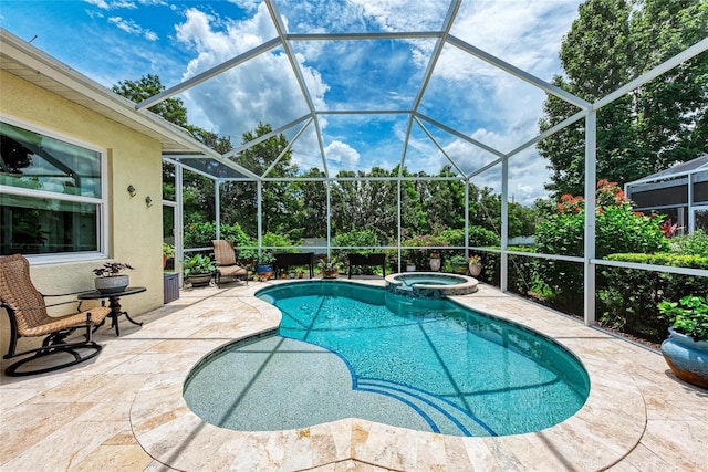 12175 Maple Ridge Dr, Parrish, FL 34219 - view of swimming pool with a patio, a pool with connected hot tub, and a lanai