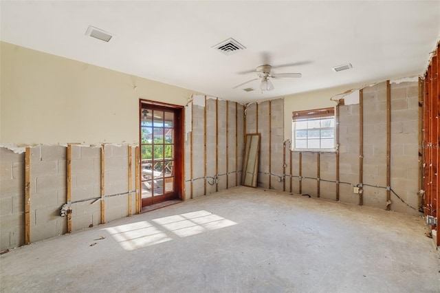1921 Fairview Dr, Englewood, FL 34223 - empty room with a ceiling fan