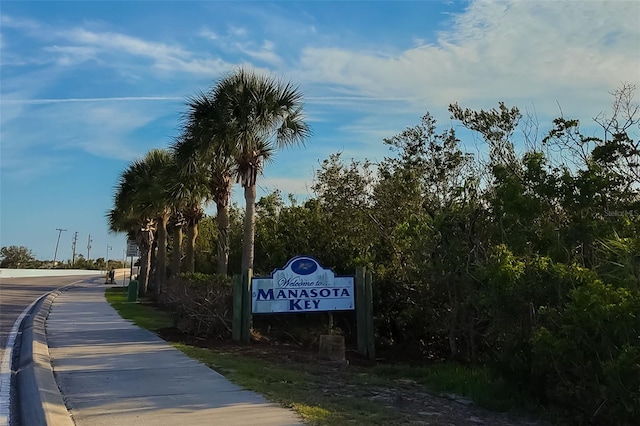 1921 Fairview Dr, Englewood, FL 34223 - exterior view