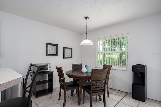 4811 69th Ct E, Palmetto, FL 34221 - dining area with light tile patterned floors