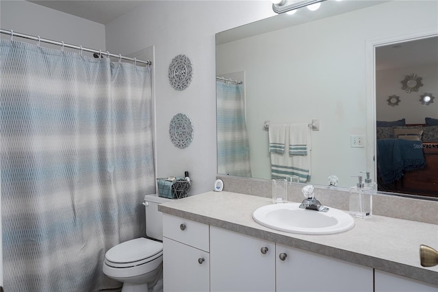 4811 69th Ct E, Palmetto, FL 34221 - full bathroom with vanity and a shower with curtain
