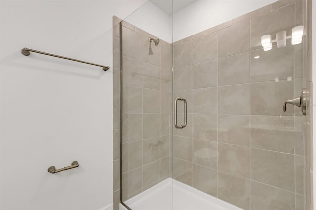 5213 Patano Loop, Palmetto, FL 34221 - bathroom with a tile shower