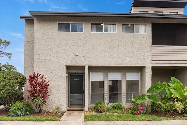 4475 Sandner Dr, Sarasota, FL 34243 - view of front of property with stucco siding