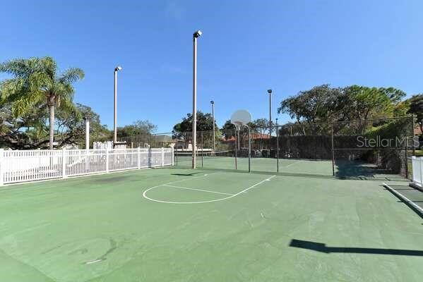 4325 46th Ave W Unit 203, Bradenton, FL 34210 - view of basketball court featuring community basketball court