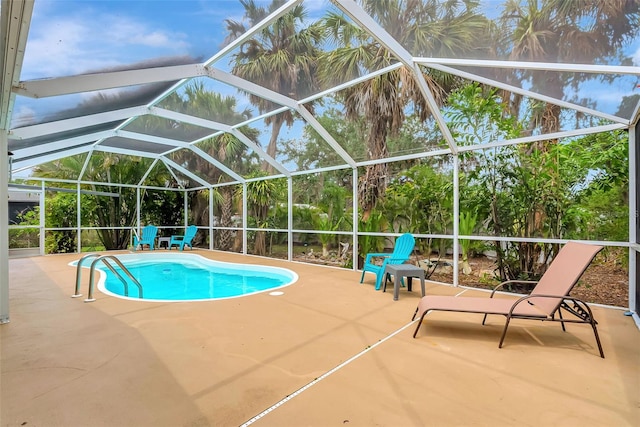 4322 Concert St, Port Charlotte, FL 33948 - outdoor pool featuring a patio and a lanai