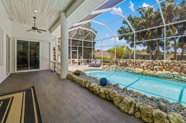 3988 Berlin Dr, Sarasota, FL 34233 - photo 48