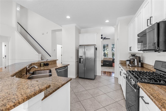 6032 36th Ct E, Ellenton, FL 34222 - kitchen featuring black appliances, a sink, a ceiling fan, stone counters, and crown molding