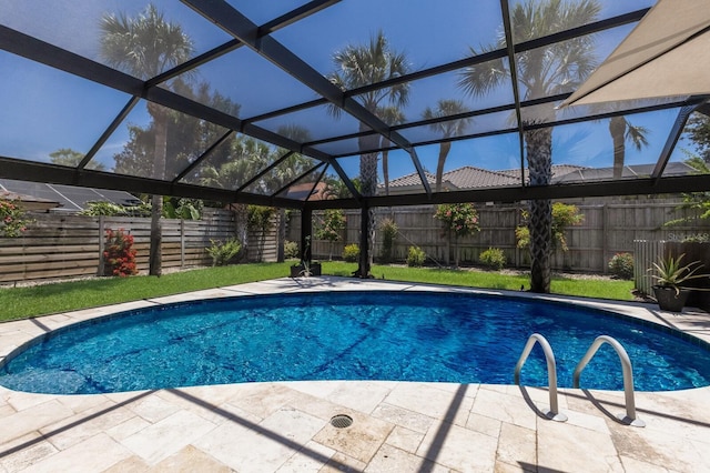 5581 Shadow Lawn Dr, Sarasota, FL 34242 - view of pool featuring a fenced backyard and a lanai