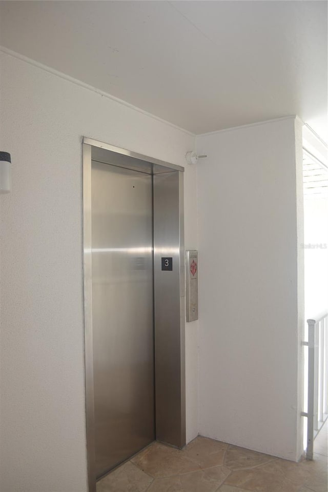 110 Vista Hermosa Cir Unit 302B, Sarasota, FL 34242 - corridor with elevator