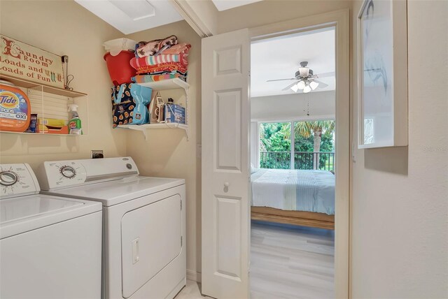 1216 Rio De Janeiro Ave Unit 306, Punta Gorda, FL 33983 - laundry area featuring washer and dryer and a ceiling fan