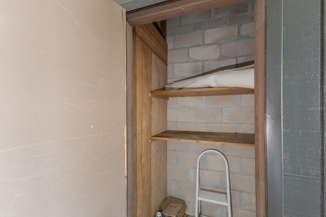 3253 Beneva Rd Unit 103, Sarasota, FL 34232 - view of closet