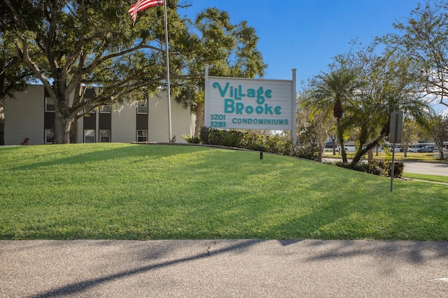 3253 Beneva Rd Unit 103, Sarasota, FL 34232 - view of home's community featuring a yard