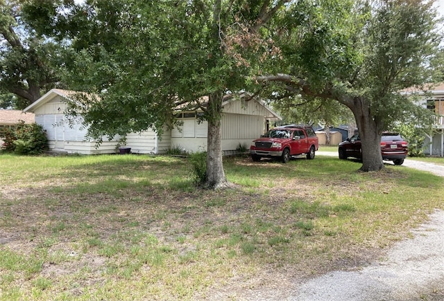 104 22nd Street Ct E, Bradenton, FL 34208 - view of green lawn