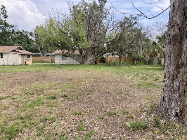 104 22nd Street Ct E, Bradenton, FL 34208 - view of yard