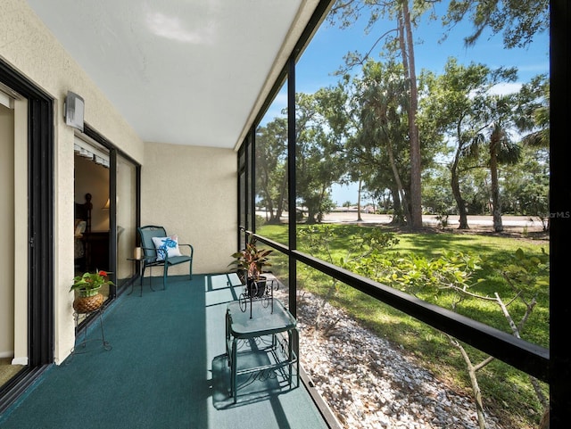6110 Country Club Way Unit 102, Sarasota, FL 34243 - view of sunroom / solarium