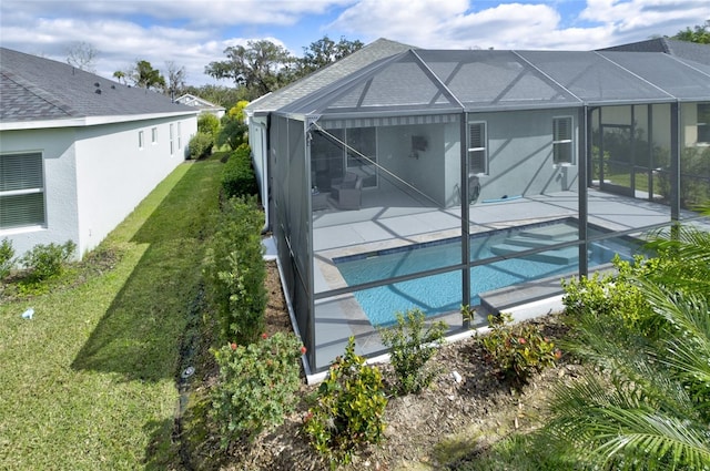 3631 Shimmering Oaks Dr, Parrish, FL 34219 - swimming pool featuring a patio, a yard, and a lanai