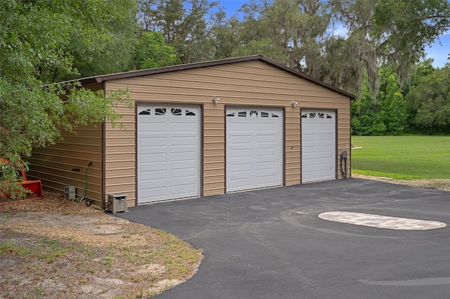 22063 Lake Lindsey Rd, Brooksville, FL 34601 - view of detached garage