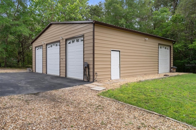22063 Lake Lindsey Rd, Brooksville, FL 34601 - view of detached garage