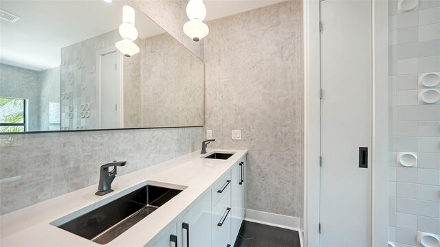 1607 Flower Dr, Sarasota, FL 34239 - photo 49