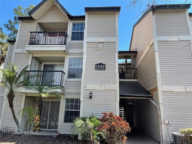 1948 Lake Atriums Cir Unit 132, Orlando, FL 32839 - view of property with central AC unit