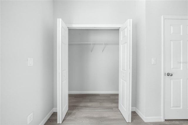 703 Salamanca Ct, Sebring, FL 33870 - view of closet