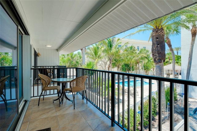 1001 Point Of Rocks Rd Unit 207, Sarasota, FL 34242 - balcony with view of pool