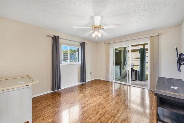3521 Lake Bayshore Dr Unit J 101, Bradenton, FL 34205 - photo 15