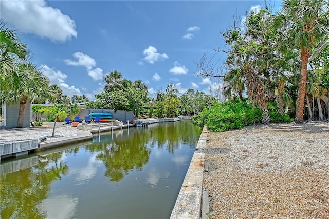 385 Avenida Madera, Sarasota, FL 34242 - photo 4