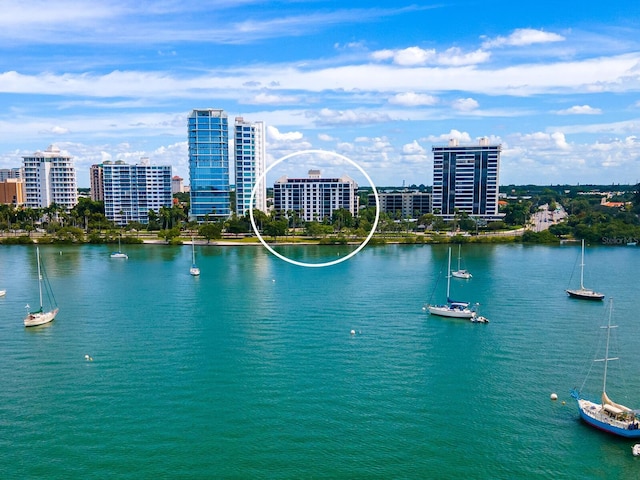 707 S Gulfstream Ave Unit 301, Sarasota, FL 34236 - photo 1