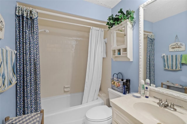 4109 Carriage Dr Unit 23, Sarasota, FL 34241 - full bath with vanity, shower / tub combo with curtain, and toilet