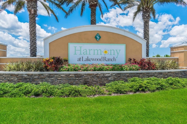 11411 Spring Gate Trl, Bradenton, FL 34211 - community / neighborhood sign featuring a lawn