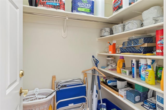 7331 Villa D Este Dr, Sarasota, FL 34238 - view of storage area