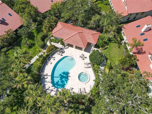 7331 Villa D Este Dr, Sarasota, FL 34238 - bird's eye view of a pool area