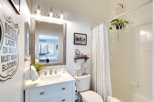 4727 Sabal Key Dr Unit 4727, Bradenton, FL 34203 - full bath with vanity and shower / bathtub combination with curtain